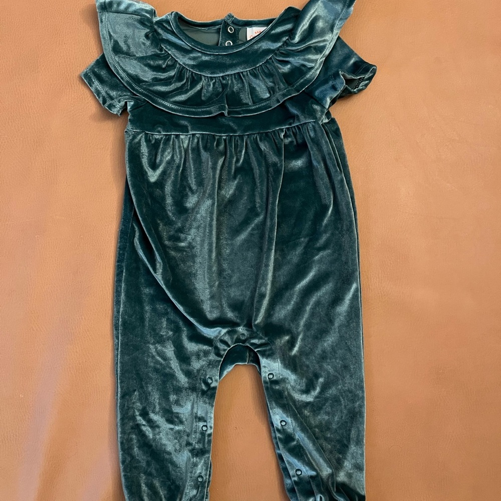 Cat & Jack velour Christmas jumpsuit 12m